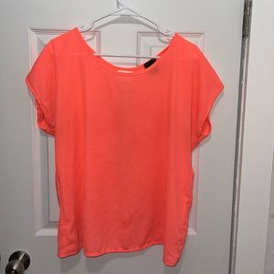 Women’s Rue 21 Pink Cut Out T-shirt Blouse Size XL